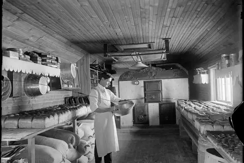 Lone Wolf Bakery photo 3